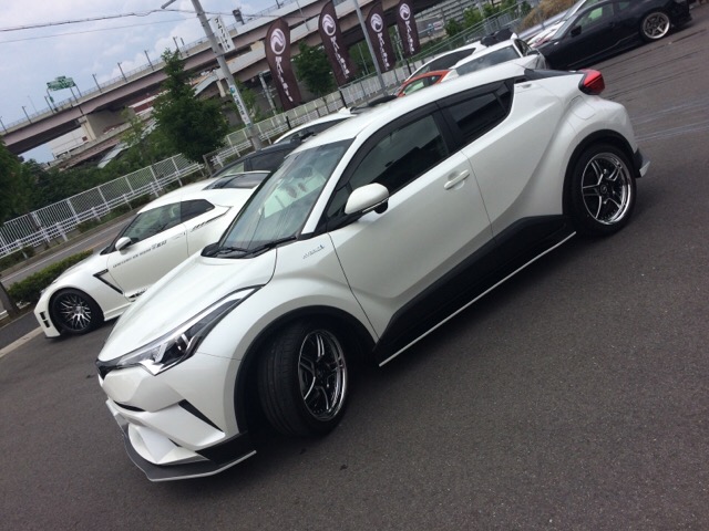 愛知県ｍ様ご納車 新車ｃ ｈｒ ｋｕｈｌｈｙｂｒｉｄエアロ２トーン ｗｏｒｋアルミホイール１９インチ Kuhl Nagoya Blog