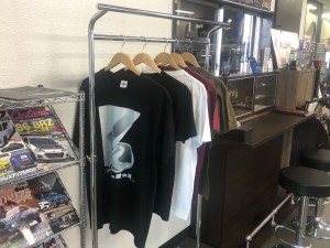 KUHLRACING名古屋　906グッズ展示が増えてきております(^^♪