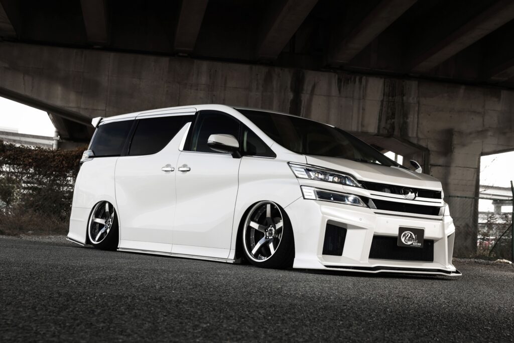 ヴェルファイア_エアロ・コンプリートカー