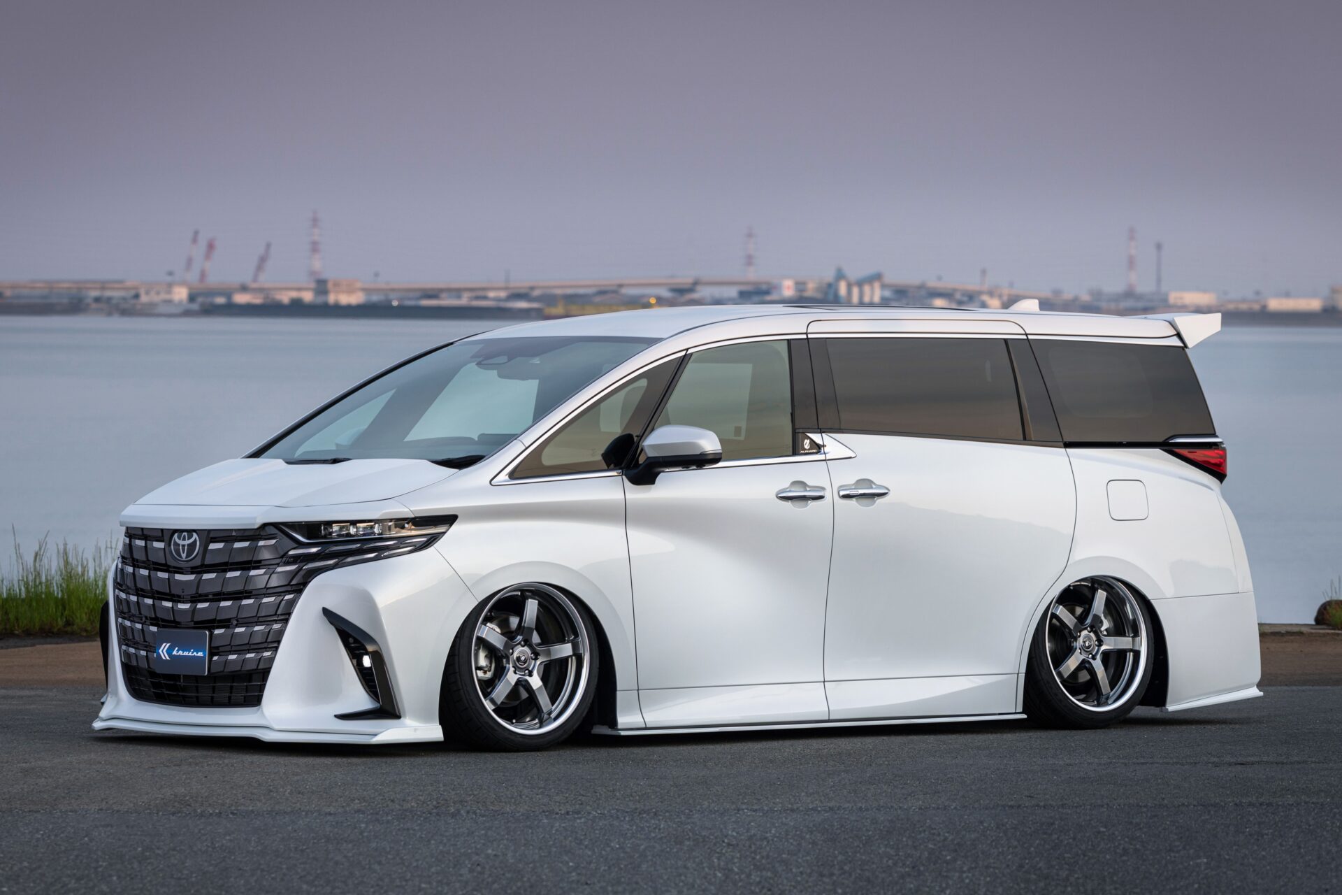 ALPHARD KR-40ARR