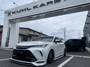 クールカーズ愛知にて納車の80系ハリアー