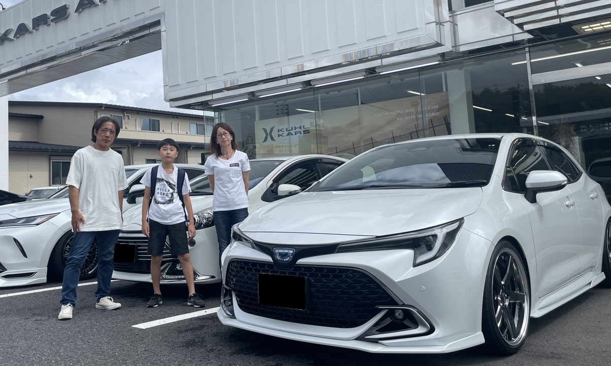 新車カローラスポーツ　ご納車写真