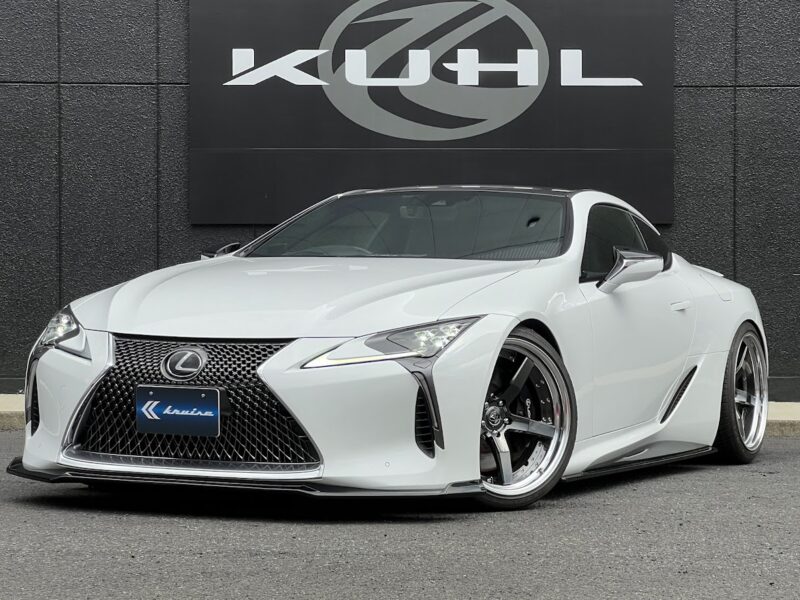 LC500KUHLコンプリートカーの写真