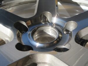 40ヴェルファイア ホイールサイズ 21インチ 9J インセット45 PCD120 クールレーシング KUHL ブログ