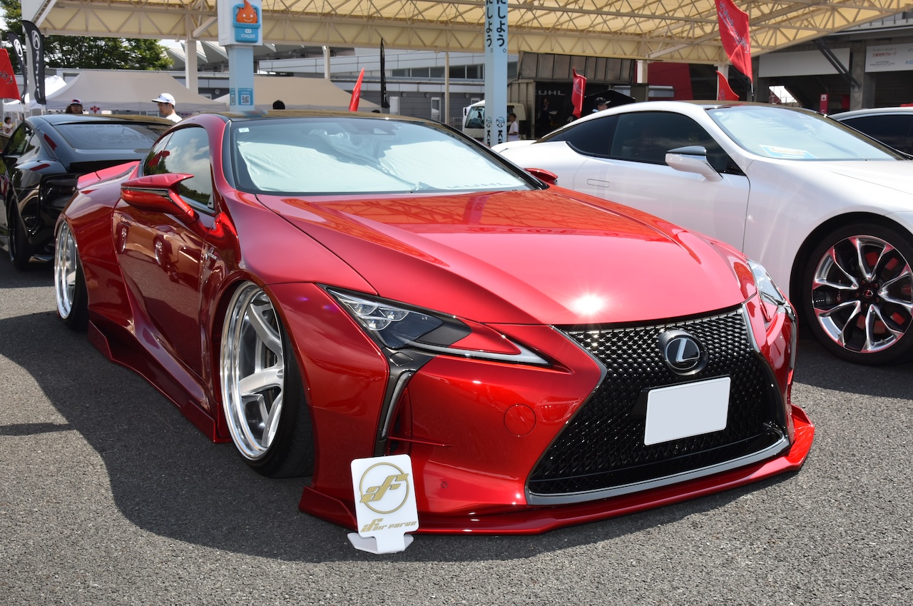 LEXUS1