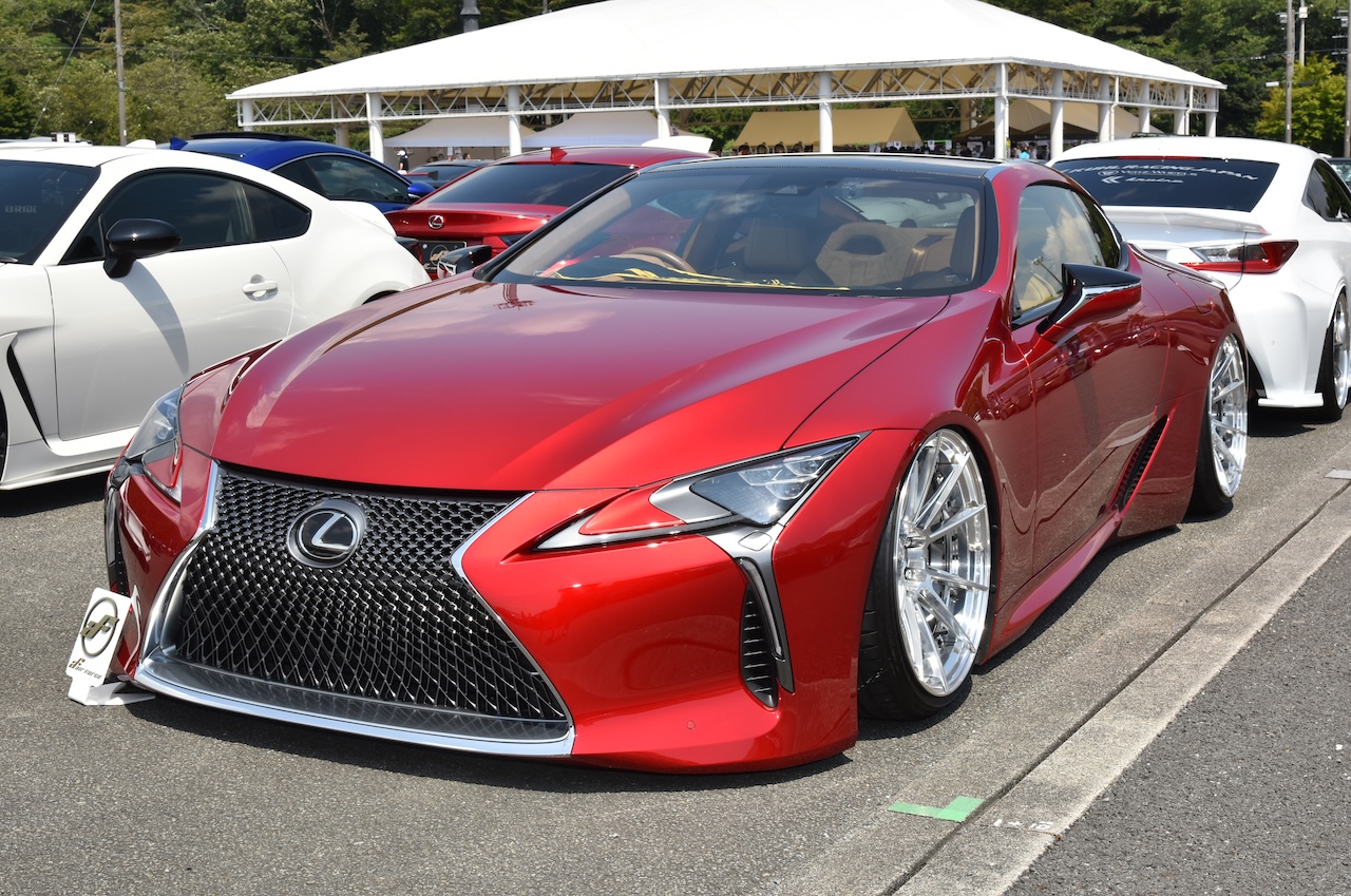LEXUS9