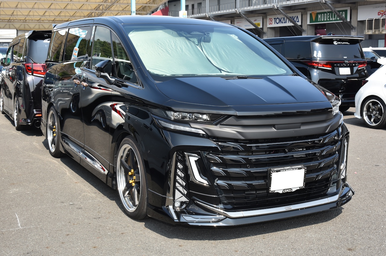 TOYOTA215