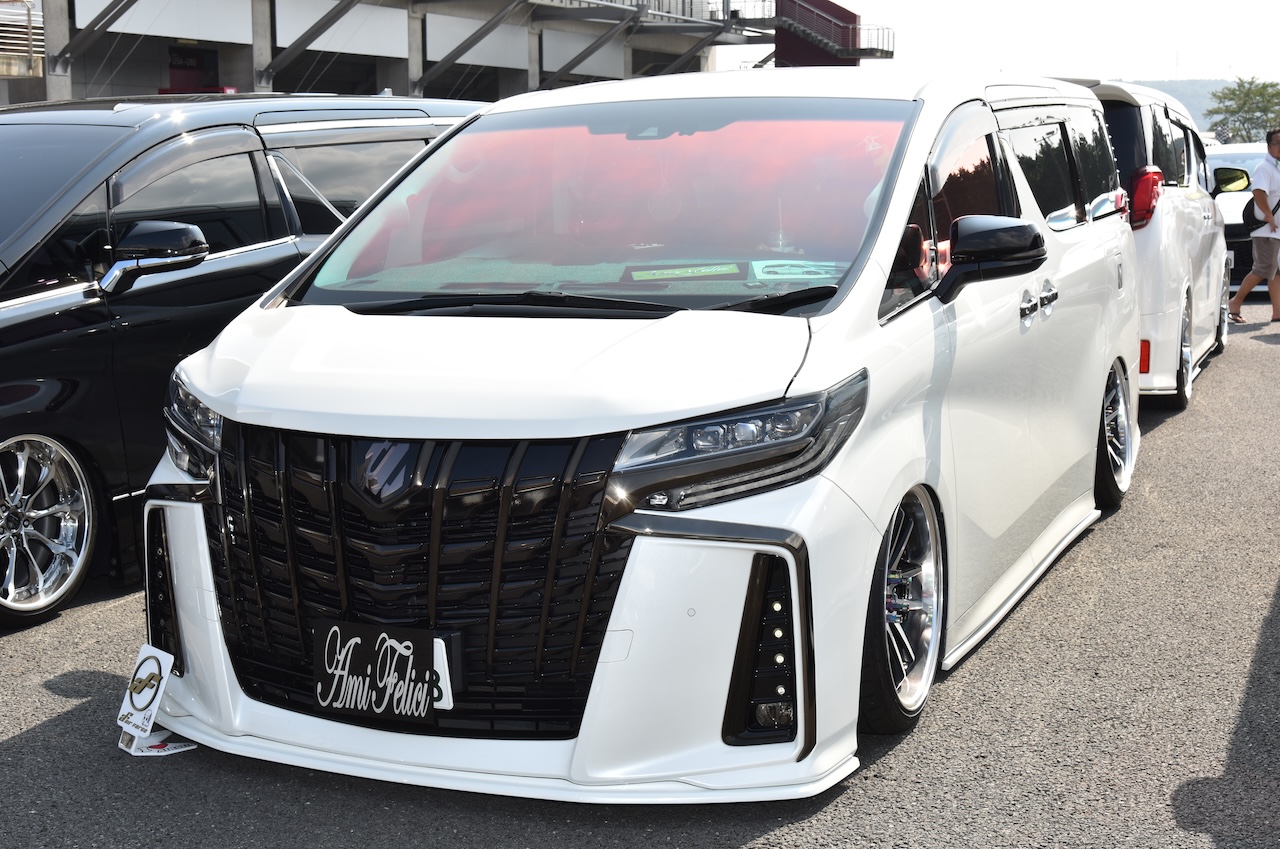 TOYOTA225