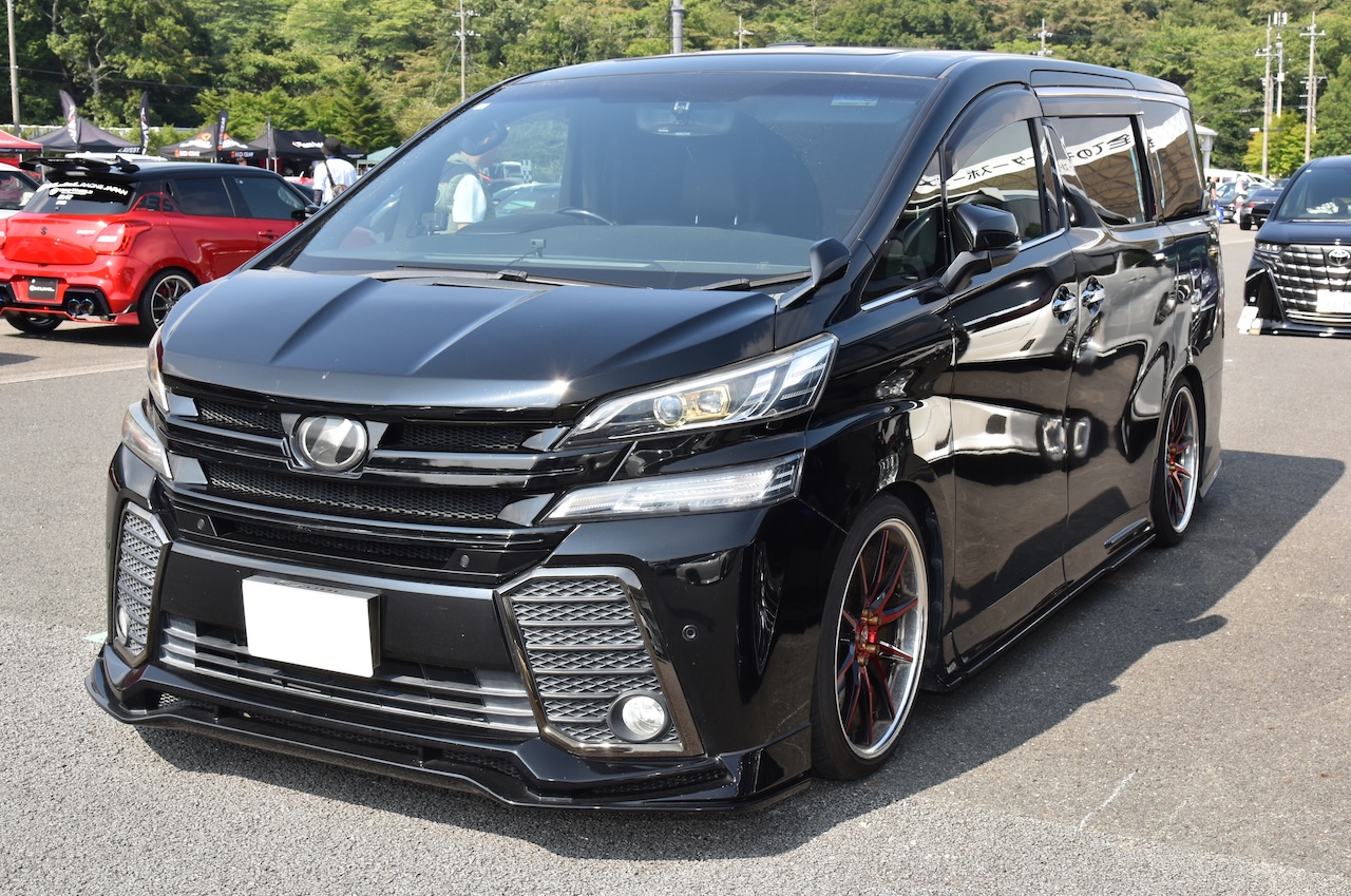 TOYOTA235