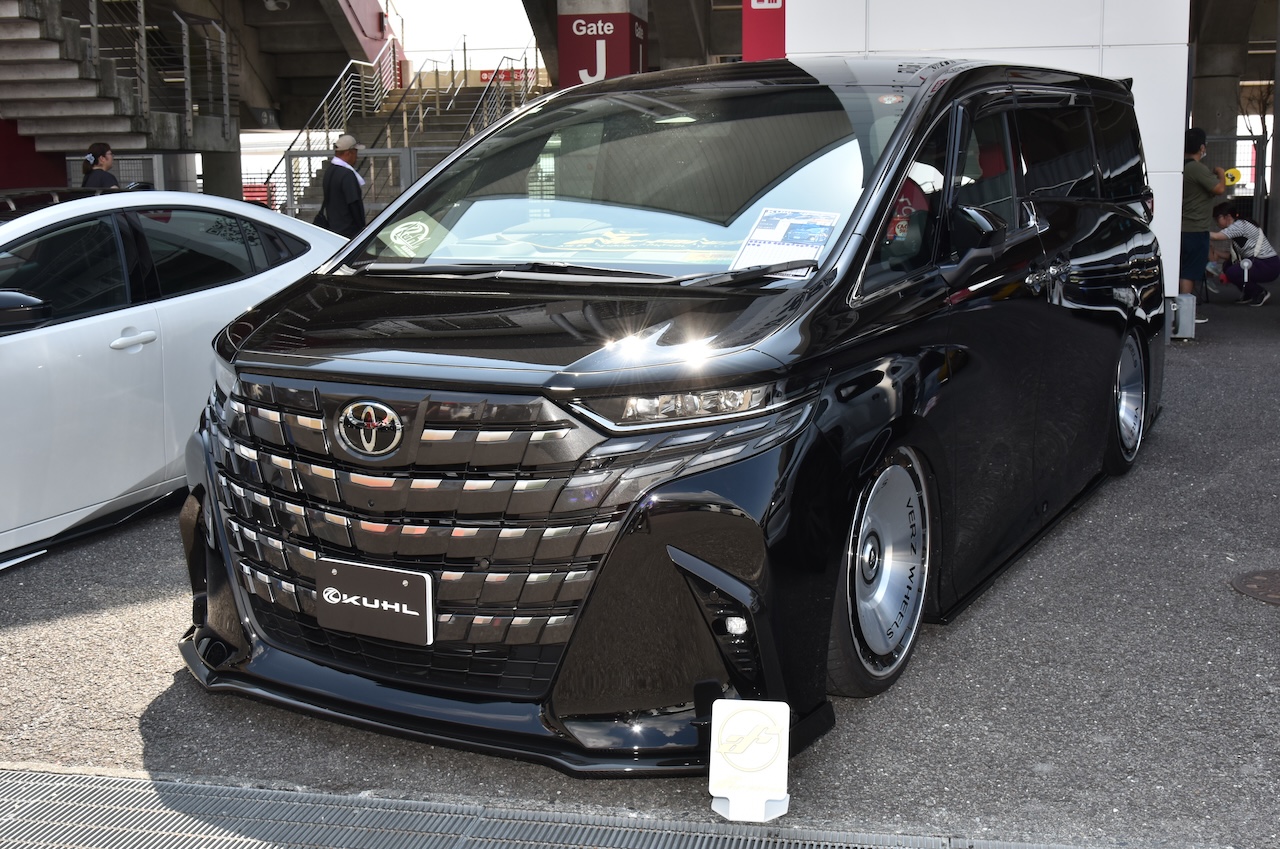 TOYOTA40