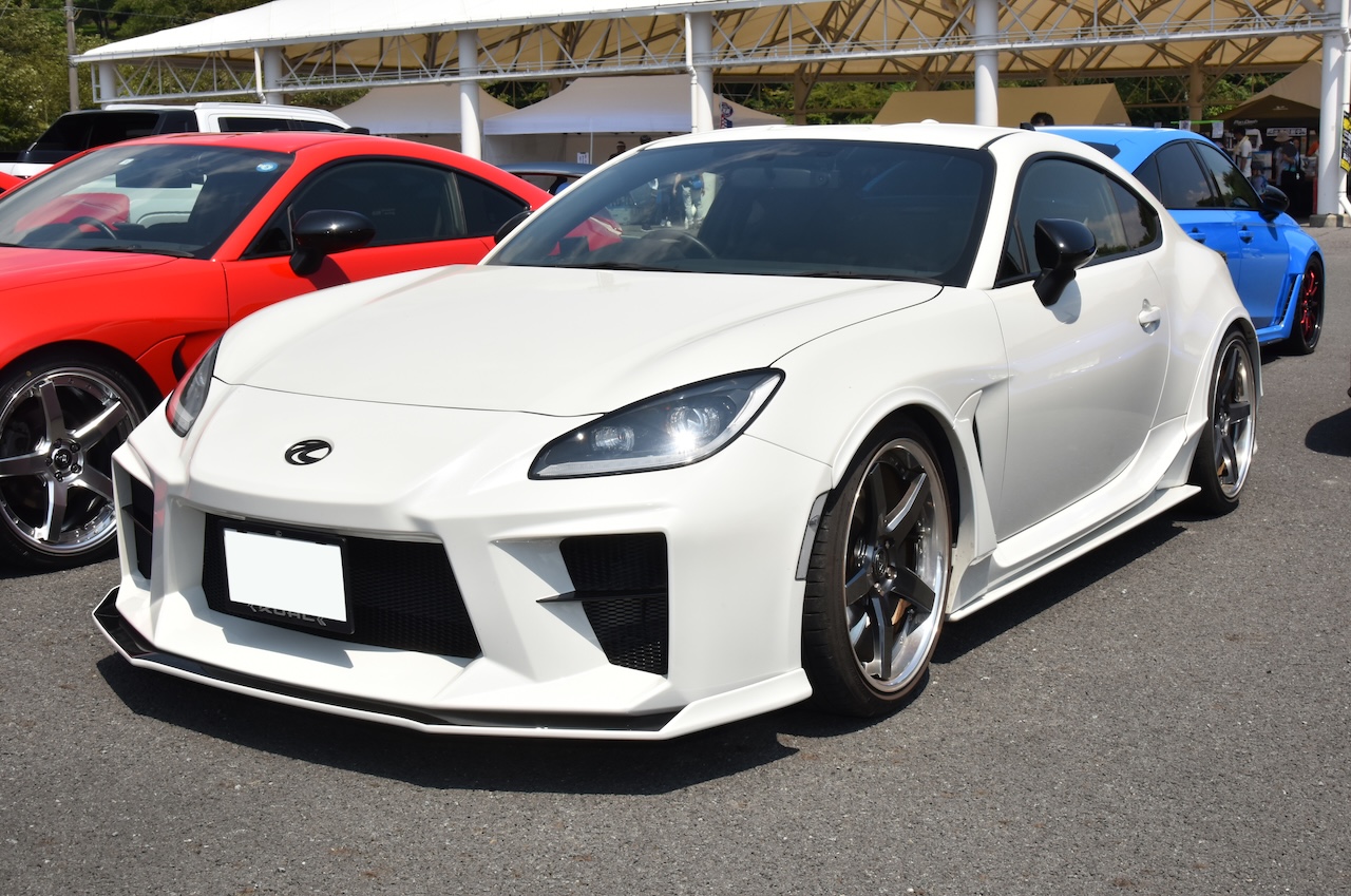 TOYOTA64
