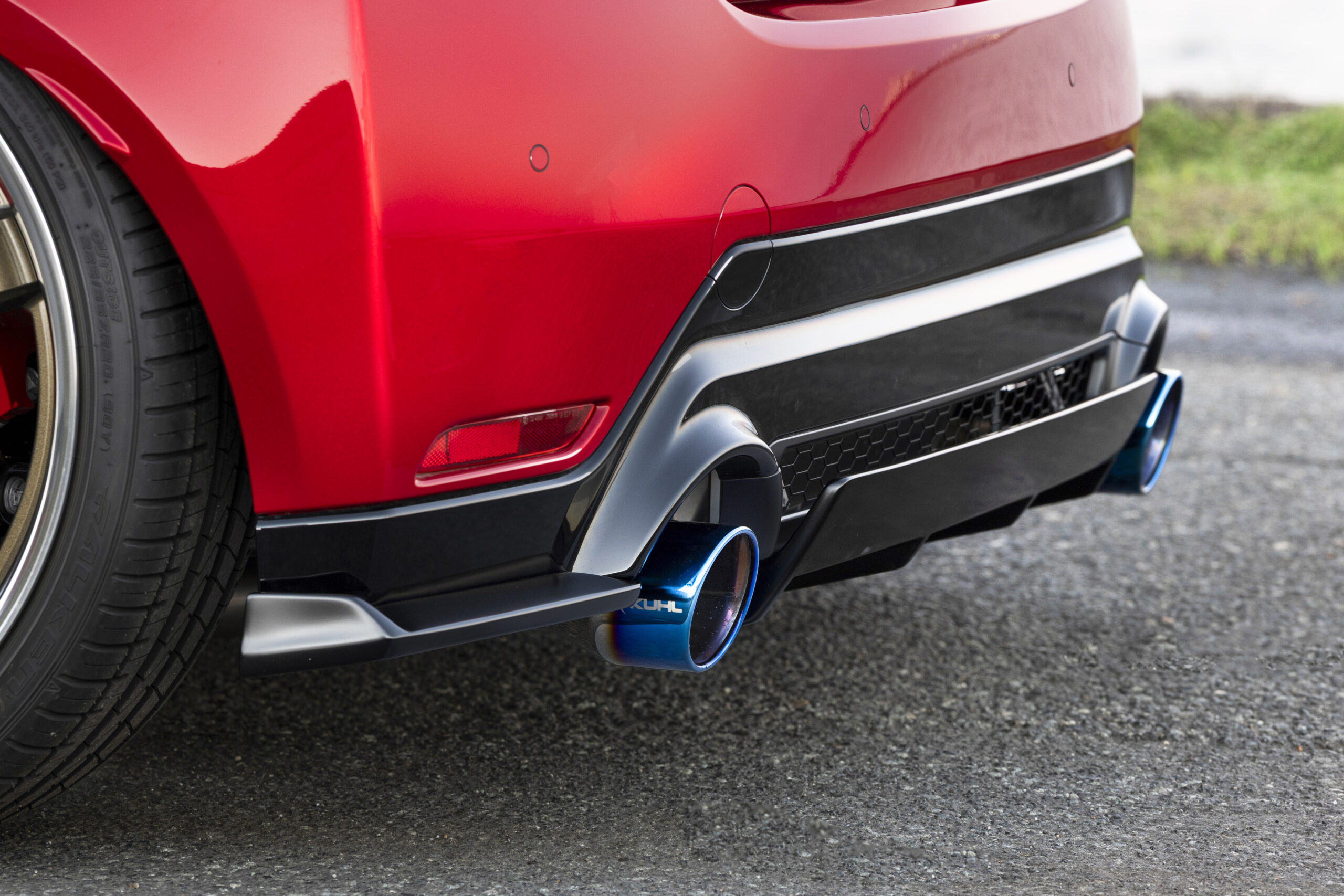 KRUISE KR-GRYRRⅡ リアサイド&リアセンターディフューザー