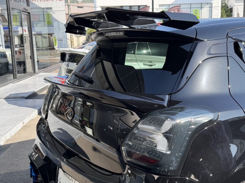 KUHL　エアロ　カスタム　カスタムカー　コンプリートカー　リザルトジャパン　WORK　BLITZ　ヴァレンティ