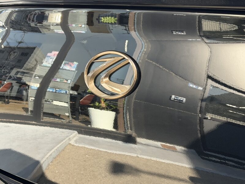 KUHL　エアロ　カスタム　カスタムカー　コンプリートカー　リザルトジャパン　WORK　BLITZ　ヴァレンティ