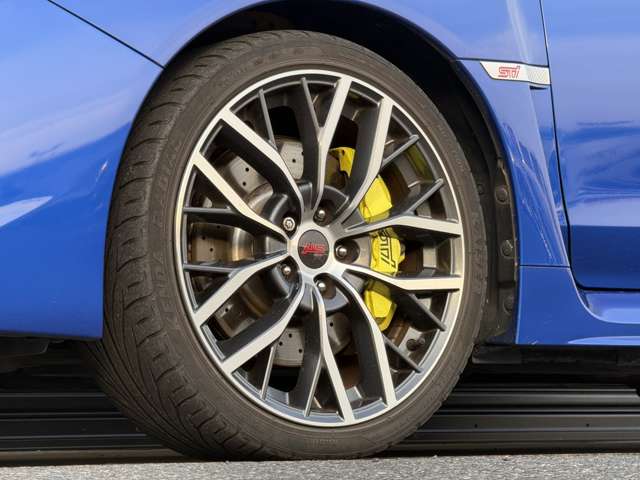 スバル WRX　STI　S4　カスタム　中古車